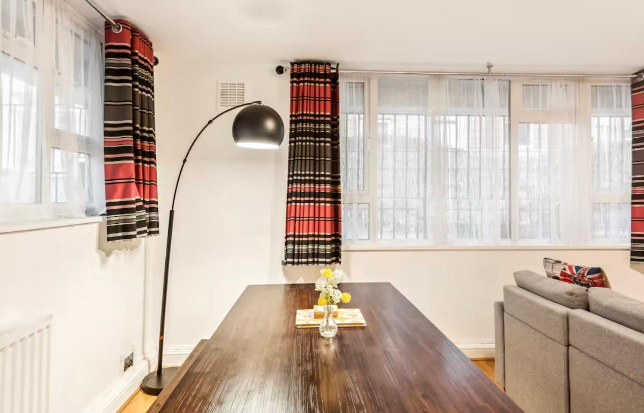 Zone 1 - Spacious 1 Bed Flat Sleeps 4